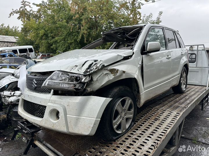 Suzuki Grand Vitara разбор по запчастям