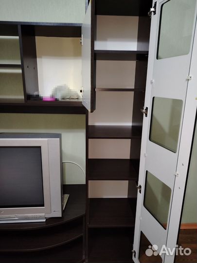 Стенка в гостиную