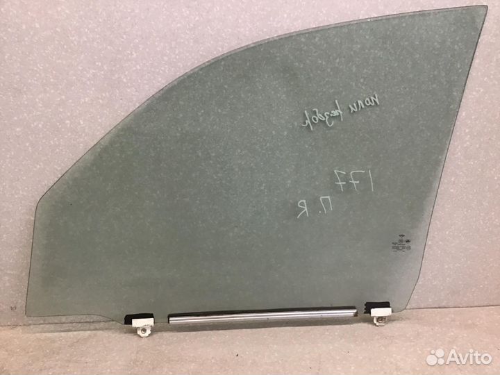 Стекло двери передней правой Chery Tiggo (T11) 200