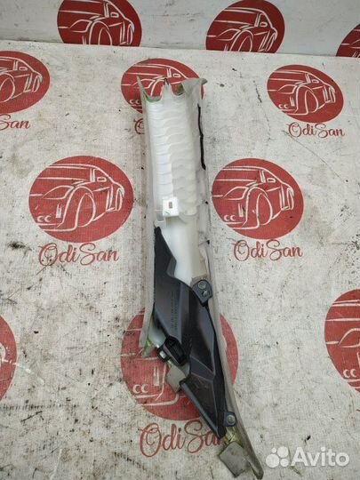 Обшивка накладка передней стойки Infiniti Fx35 S51