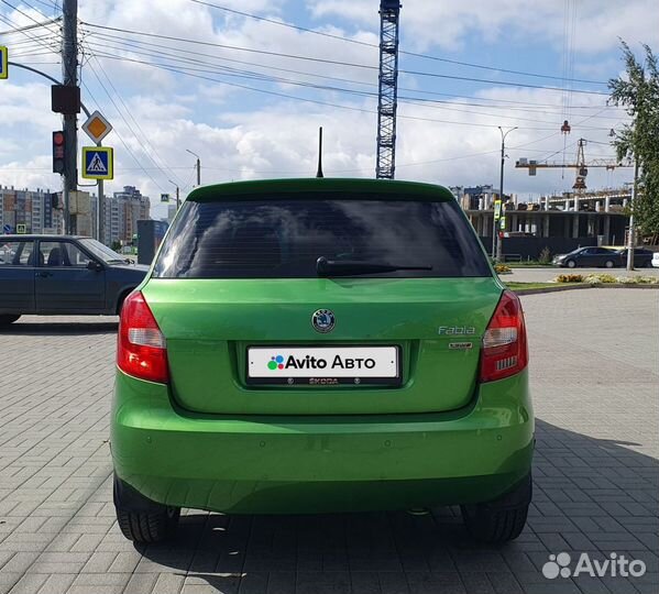 Skoda Fabia 1.6 AT, 2011, 113 425 км