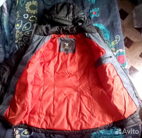 Пуховик женский 46 размер Salewa