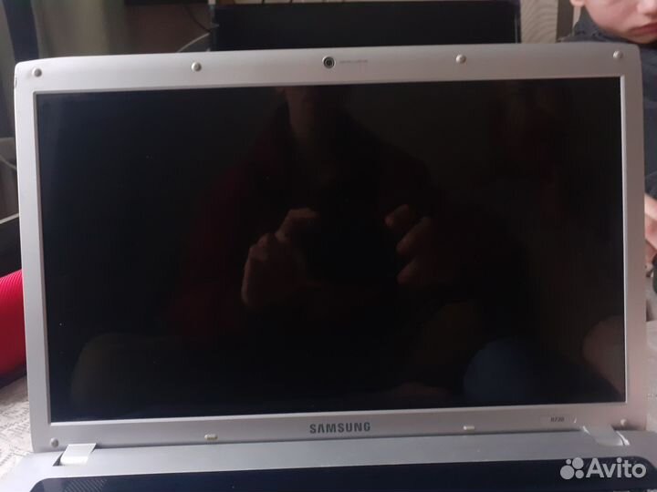 Ноутбук Samsung R730