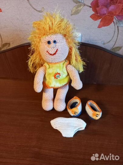 Вязаная кукла