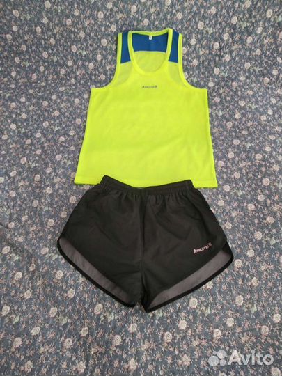 Легкоатлетический костюм