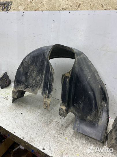 Подкрылок задний Volkswagen Polo 5 Седан