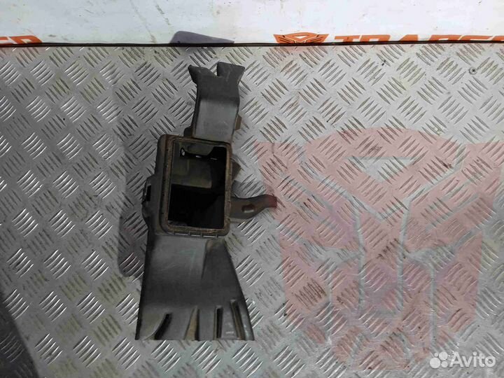 Воздуховод отопителя Вольво S40 (VS)