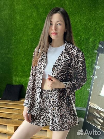 Леопардовый костюм