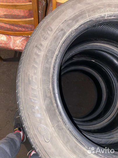 Yokohama BluEarth E70 215/60 R16