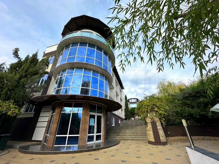 Гостиница, 2300 м²