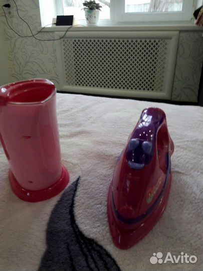 Чайник и утюг