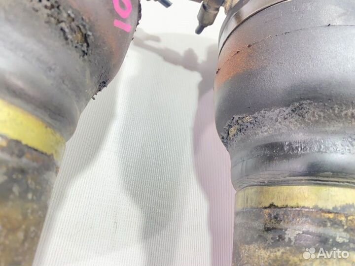 Подушка кабины Isuzu Giga CXZ81K1 10PE1 1995