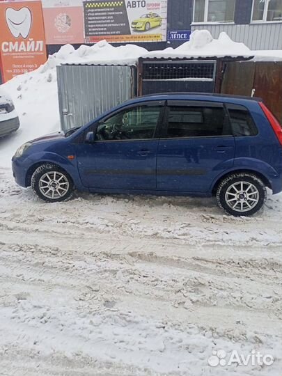 Ford Fiesta 1.6 МТ, 2008, 211 000 км