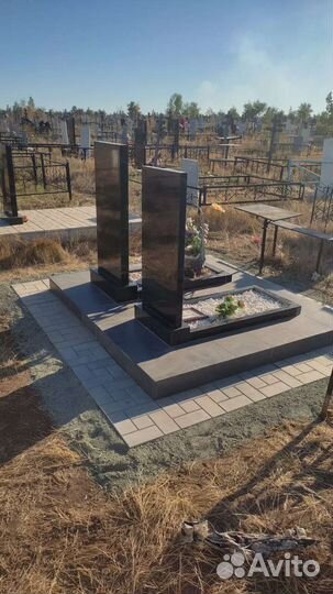 Благоустройство могил установки памятников