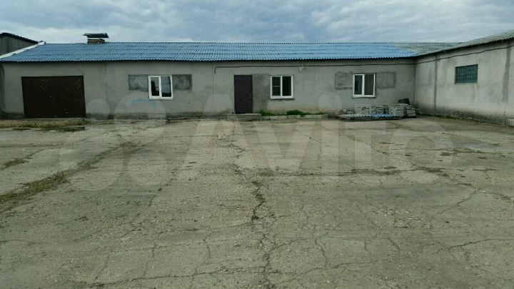 Помещение свободного назначения, 300 м²