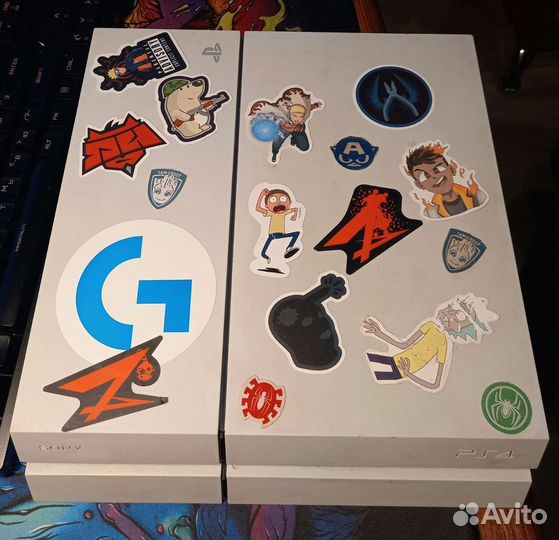 Sony PlayStation 4 белая