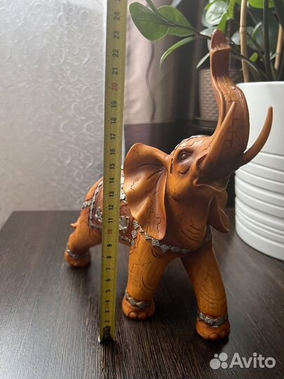 Статуэтка слон