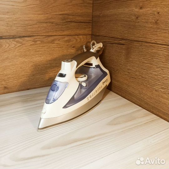 Утюг Sakura SA-3037 (390)