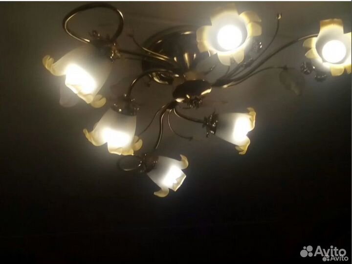 Люстра потолочная