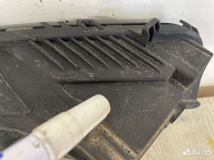 Фара противотуманная передняя правая Skoda Rapid