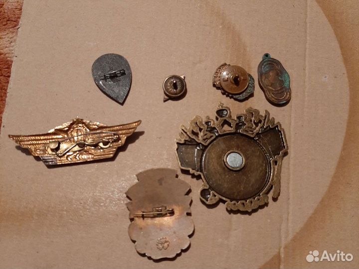 Значки знаки тяжелые