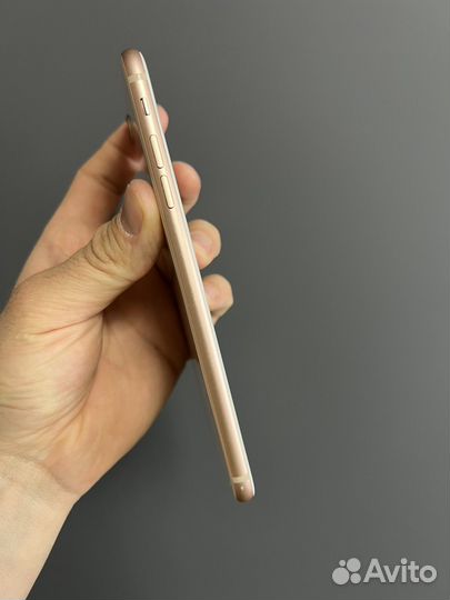 iPhone 8 Plus, 64 ГБ
