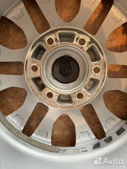 Зимняя резина Gislaved 265/60/18 и литые диски r18