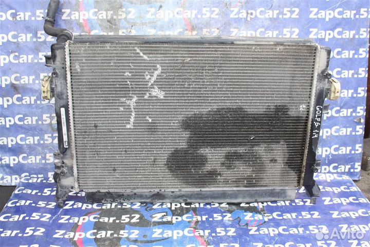 Радиатор охлаждения (основной) Фольксваген Гольф 6