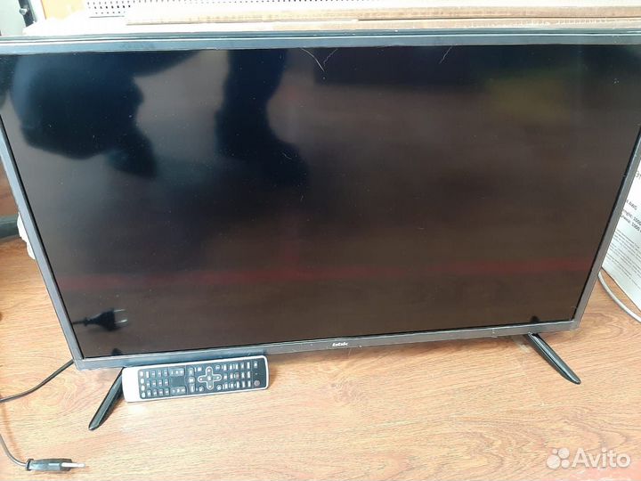 Телевизор BBK 32lem1012/t2c