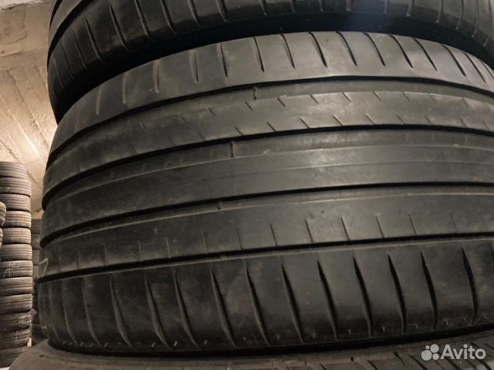 Michelin Pilot Sport 4 255/35 R19