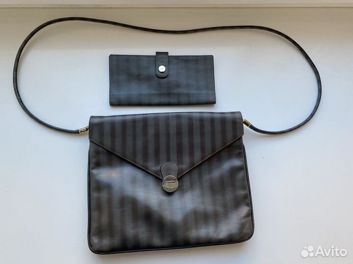 Salvatore ferragamo vintage оригинал