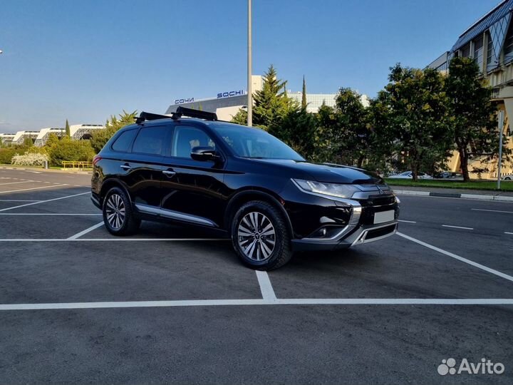 Mitsubishi Outlander 2.4 CVT, 2018, 41 000 км