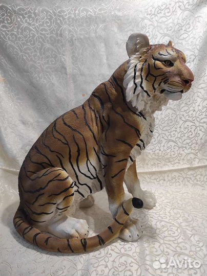 Тигр. Статуэтка. Новая. 50 см