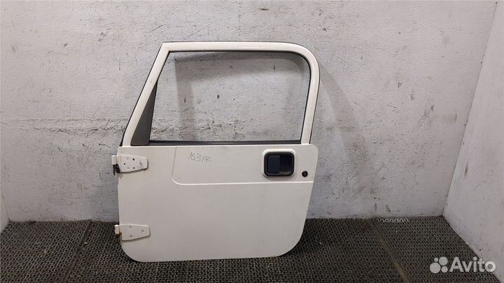 Стекло боковой двери Jeep Wrangler, 1999