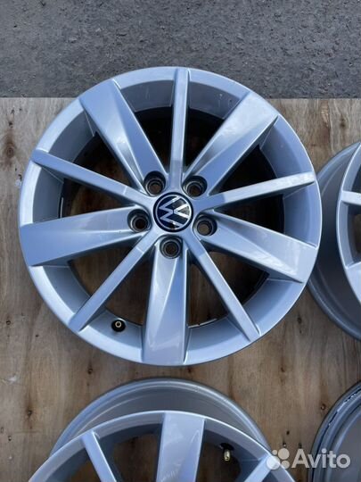 Литые диски r15 оригинал Volkswagen polo поло