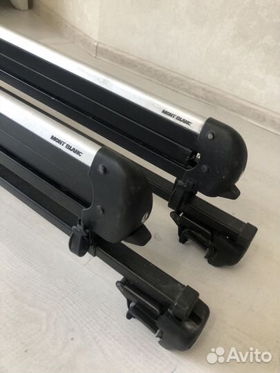 Автобагажник на крышу с креплениями для лыж