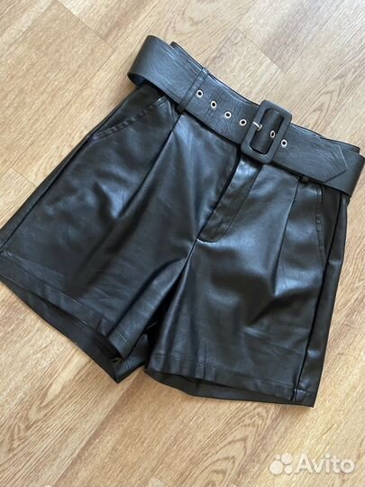 Кожаные шорты новые