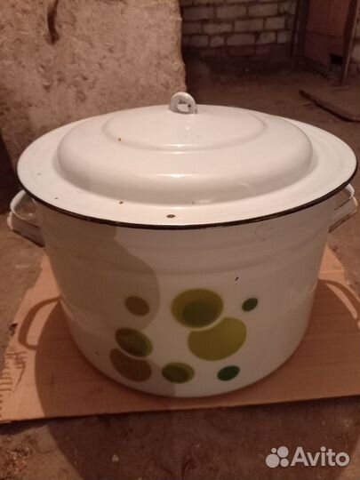 Кастрюли и эмалированная посуда