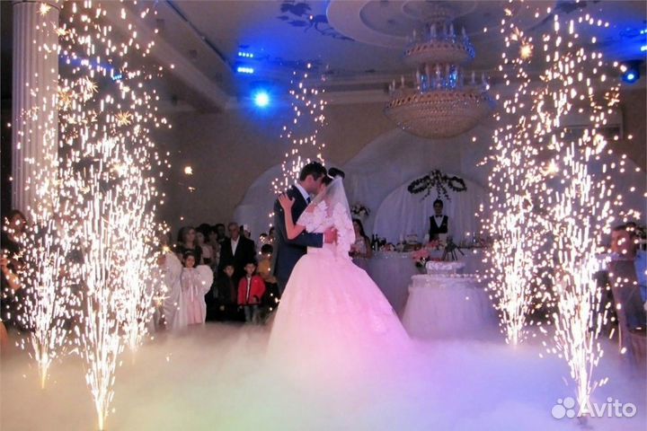 Стопроцентно реальный тяжелый дым на танец молодых