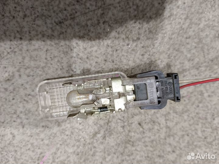 Плафон подсветки багажника для Skoda Octavia A5