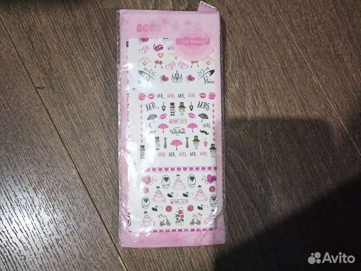 Наклейки для ногтей