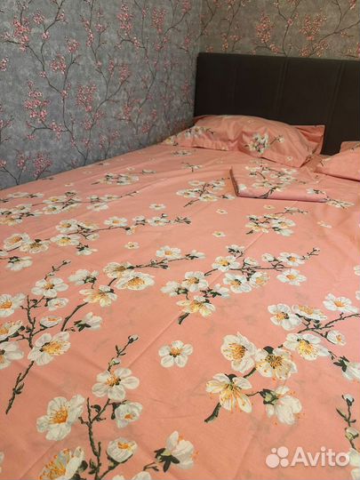 Постельное белье,для двуспальной кровати