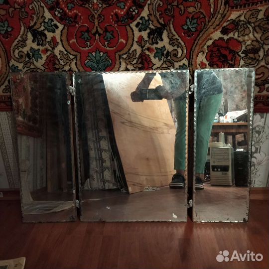 Зеркало тройное распашное