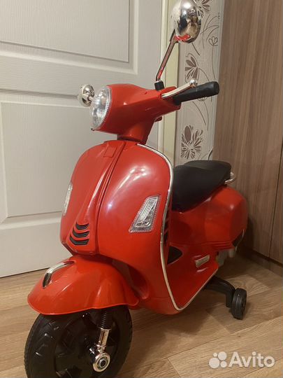 Детский электрический скутер