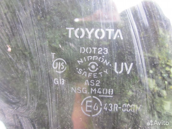 Toyota Camry V40 стекло заднее левое