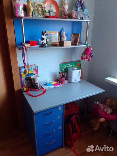 Детский письменный стол бу
