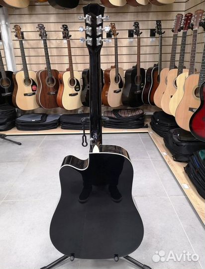 Акустическая гитара Elitaro