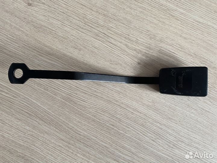 Крепление для ремня безопасности