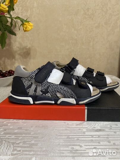 Ортопедические сандалии на мальчика р38, 37,36,34