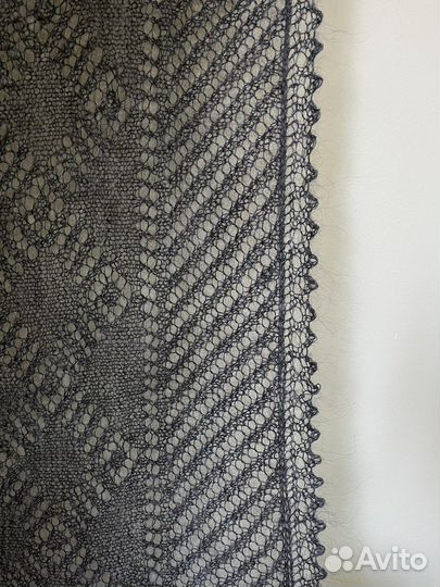 Пуховый платок козий